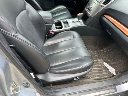 Used 2014 Subaru Outback 2.5i Limited image 7