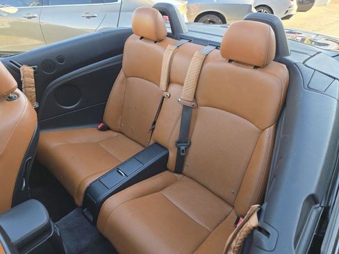 Used 2011 Lexus IS 250C w/ Luxury Pkg RWD image 20