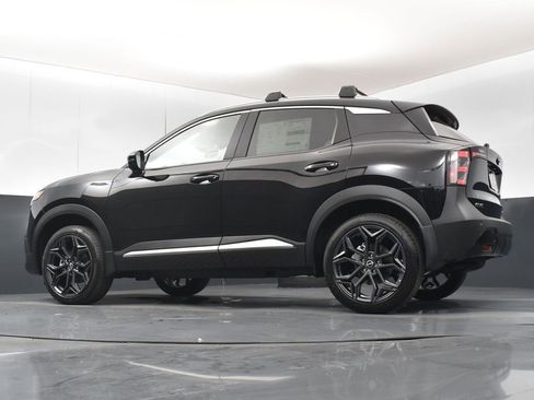 New 2026 Nissan Kicks SR w/ Illumination Package image 41