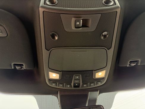 Used 2019 Ford F150 Lariat image 14