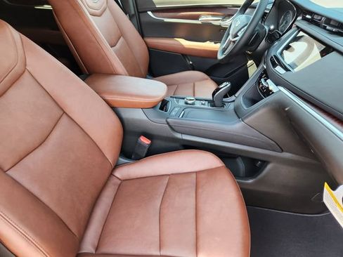 New 2026 Cadillac XT5 Premium Luxury w/ Driver Assist Package AWD/4WD image 23