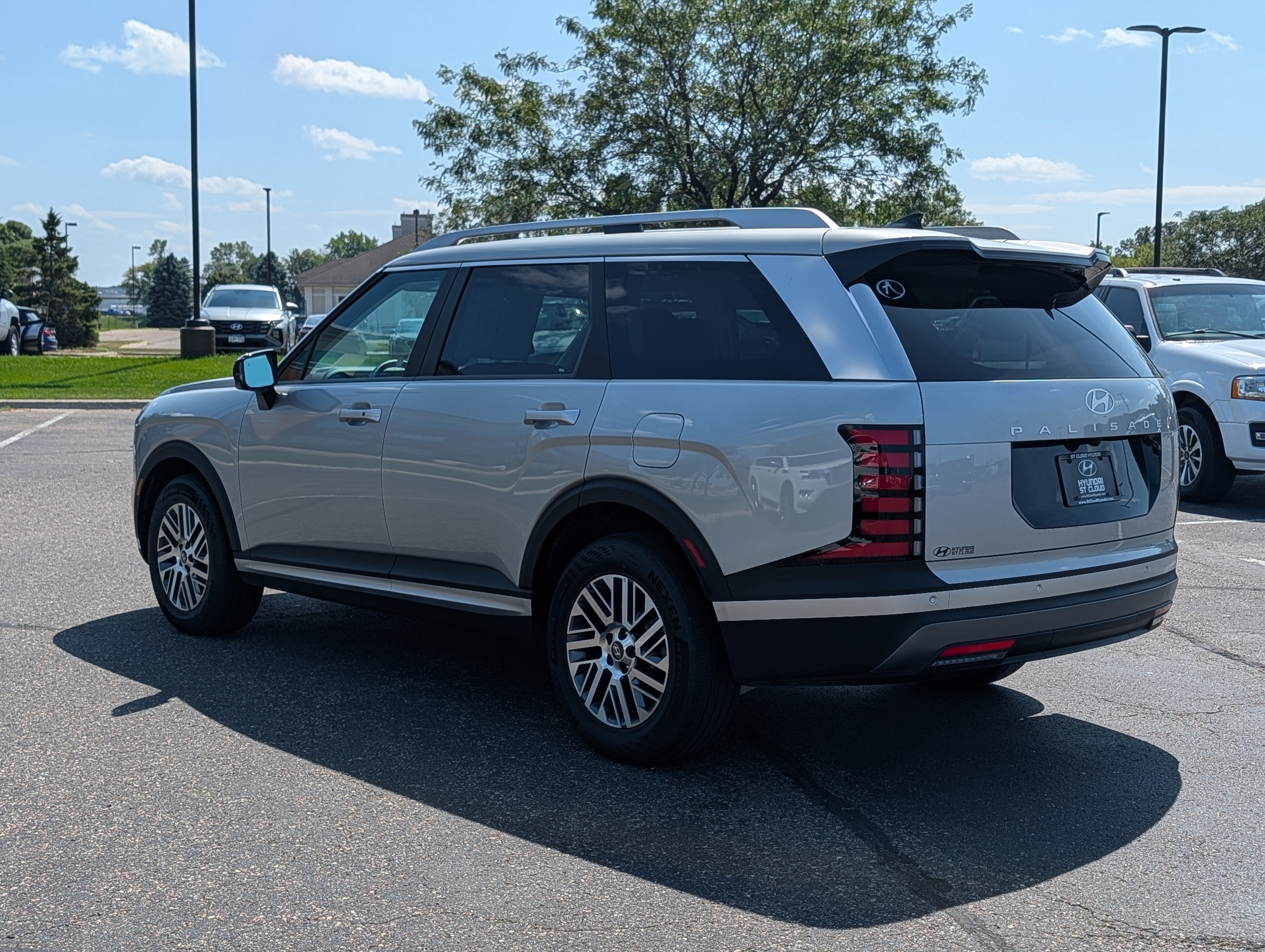 Used 2026 Hyundai Palisade SEL AWD/4WD image 3