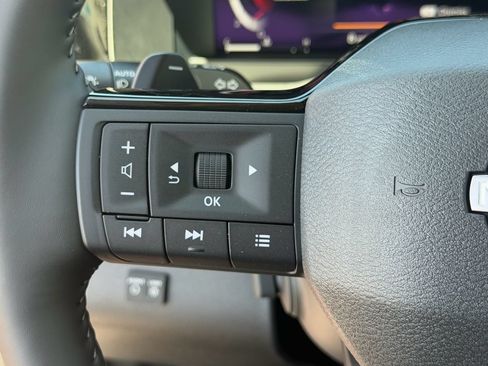 New 2026 Nissan Pathfinder Platinum w/ Accent Package AWD/4WD image 17