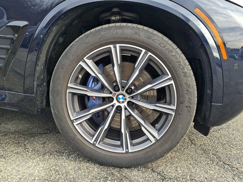 Used 2024 BMW X5 xDrive40i w/ M Sport Package image 8