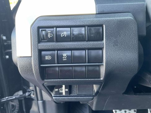 Used 2024 Toyota Tacoma TRD Sport AWD/4WD image 20