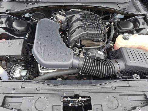 Used 2023 Chrysler 300 Touring L w/ Popular Equipment Group image 28