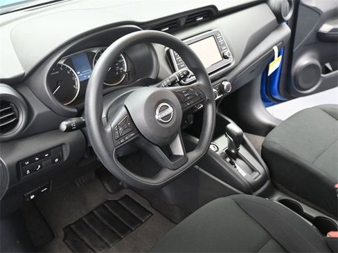 Used 2025 Nissan Kicks Play S image 14