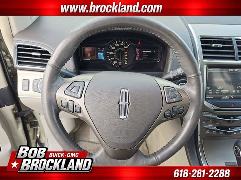 Used 2011 Lincoln MKX 2WD w/ 101A Rapid Spec Order Code image 19