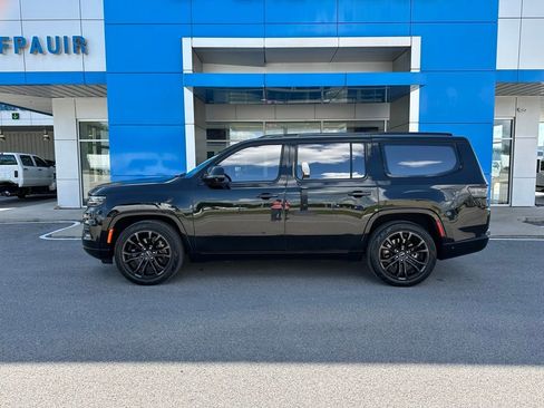 Used 2024 Jeep Grand Wagoneer Series II w/ Quick Order Packagew 28T AWD/4WD image 7