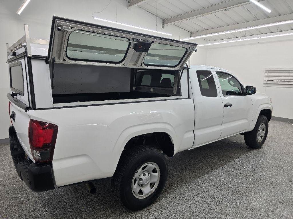 Used 2022 Toyota Tacoma SR RWD image 9