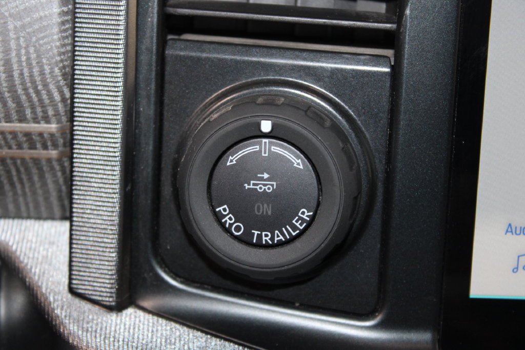 Certified 2022 Ford F150 Platinum w/ Equipment Group 701A High AWD/4WD image 50