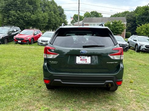 Certified 2024 Subaru Forester Premium AWD/4WD image 5