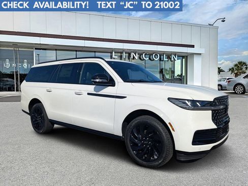 New 2026 Lincoln Navigator L Reserve w/ Jet Appearance Package image 1