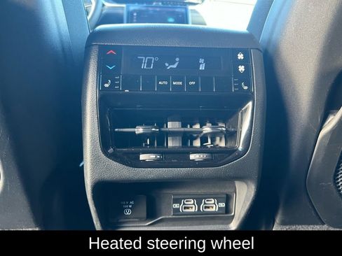 Used 2024 Jeep Grand Cherokee L Limited w/ Black Appearance Package image 19