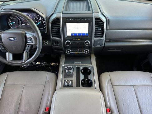 Used 2020 Ford Expedition XLT w/ Equipment Group 202A image 30