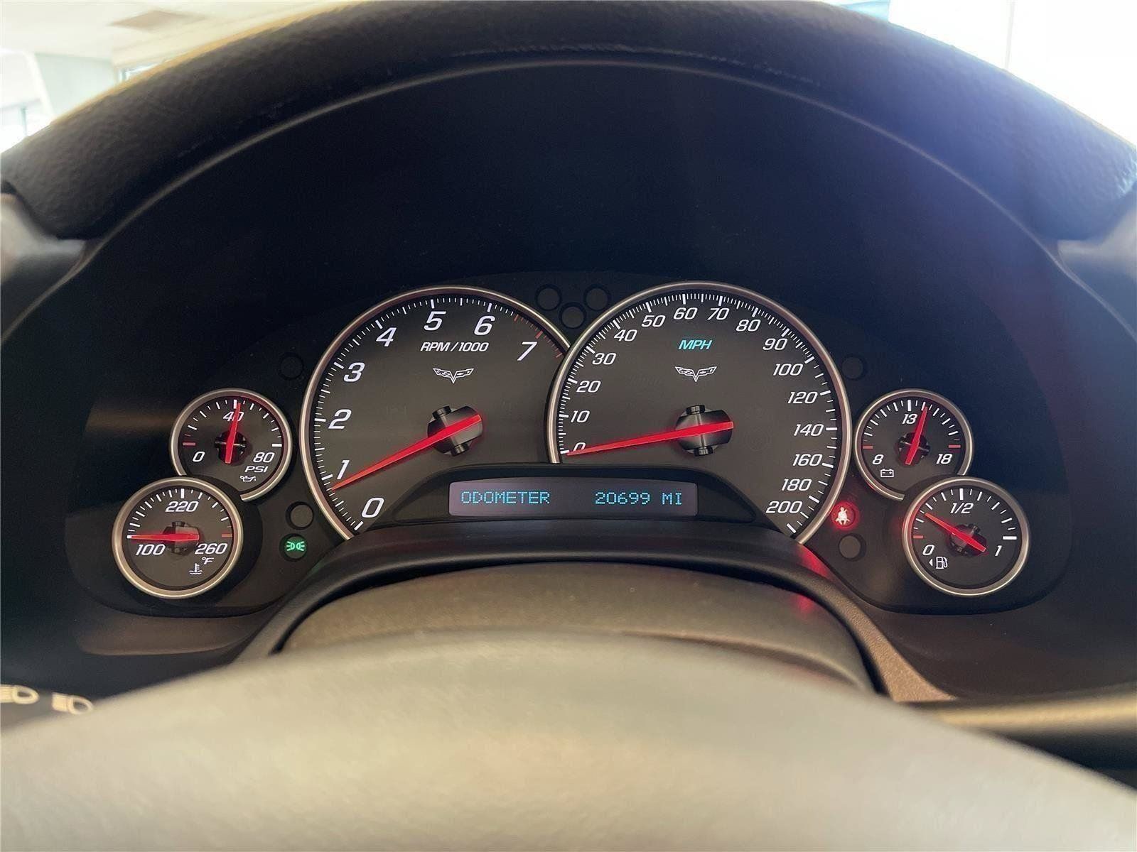 Used 2006 Chevrolet Corvette Convertible w/ Preferred Equipment Group RWD image 26