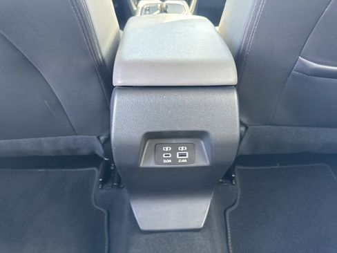 Certified 2024 Subaru Crosstrek 2.0i Premium image 25