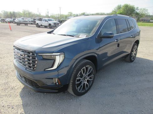 New 2026 GMC Acadia Denali Ultimate AWD/4WD image 10