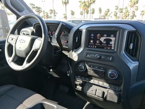 New 2026 Chevrolet Silverado 2500 Custom w/ Custom Value Package AWD/4WD image 12