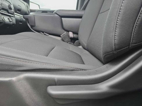 Used 2022 Chevrolet Silverado 1500 Custom image 12