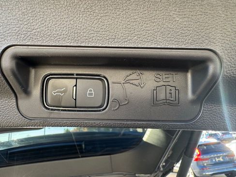 Used 2021 Ford Explorer ST image 35