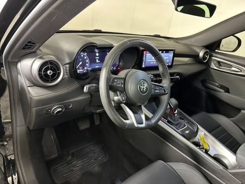 Used 2024 Alfa Romeo Tonale Ti AWD/4WD image 16