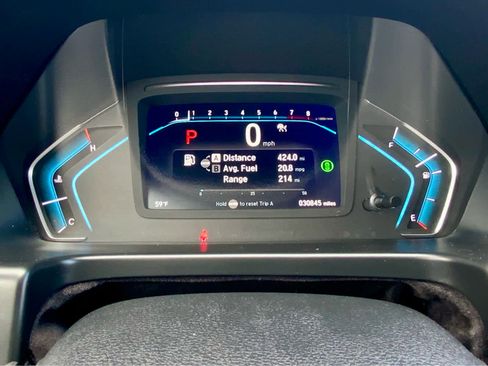 Used 2024 Honda Odyssey Touring image 41