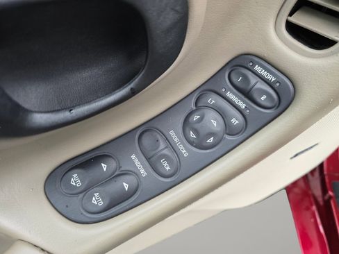 Used 2003 Chevrolet Corvette Convertible w/ Preferred Equipment Group1 image 27