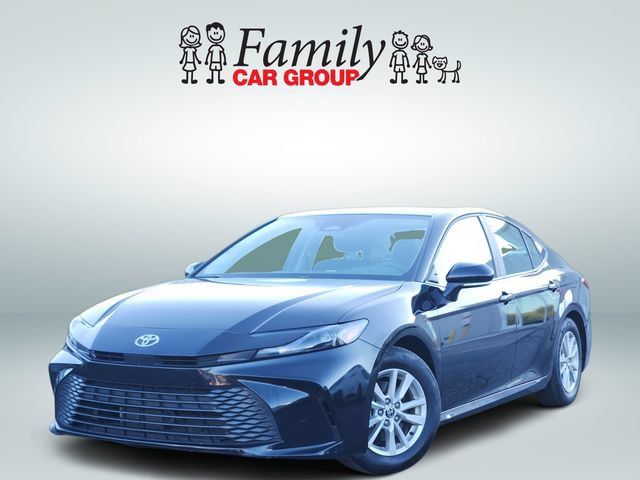 Certified 2025 Toyota Camry LE FWD image 1