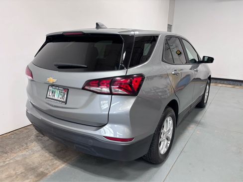 Used 2024 Chevrolet Equinox LS w/ LS Convenience Package AWD/4WD image 7