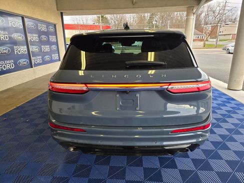 Used 2023 Lincoln Corsair AWD w/ Equipment Group 101A image 5
