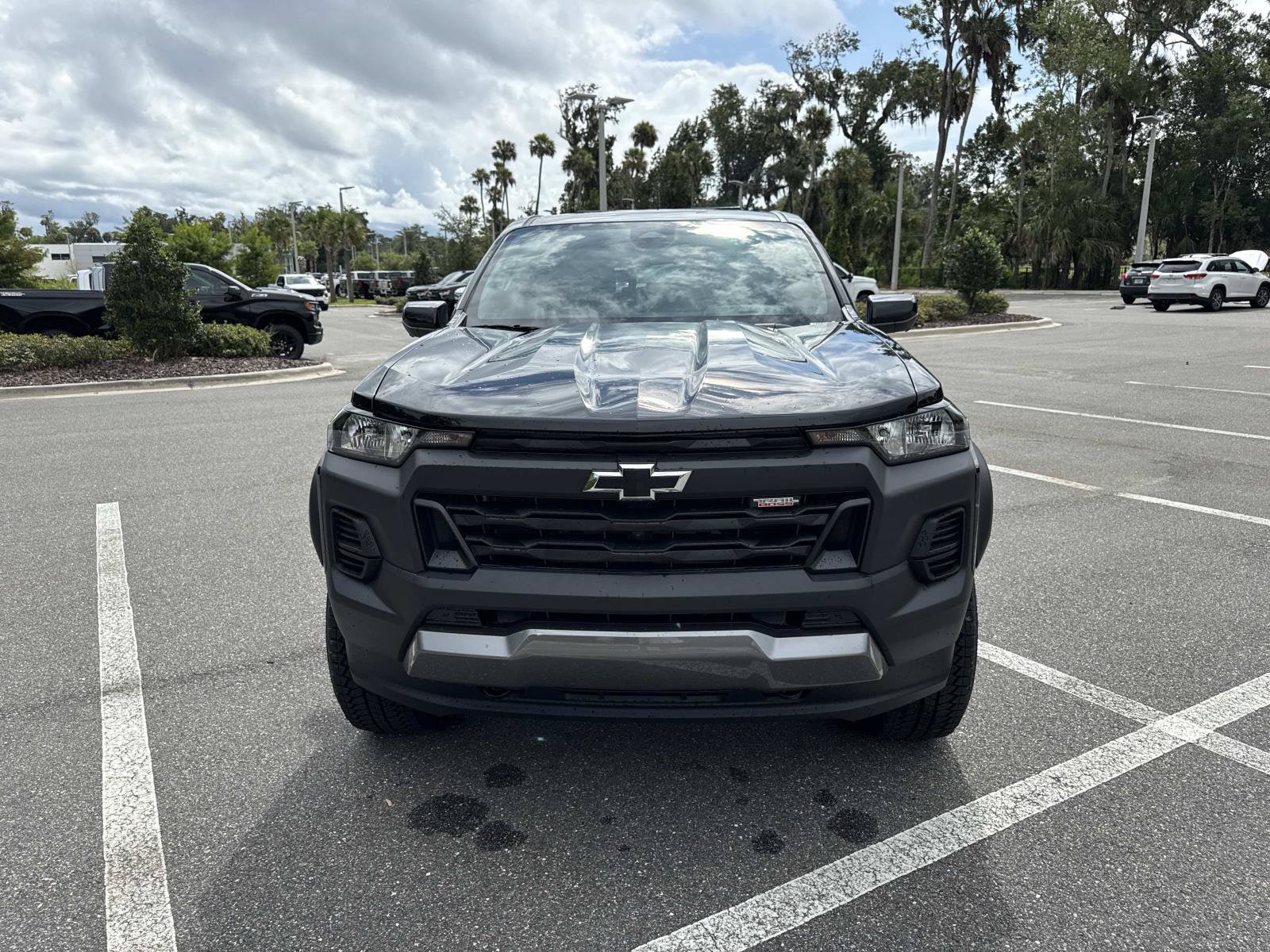 New 2026 Chevrolet Colorado Trail Boss w/ Midnight Edition AWD/4WD image 8