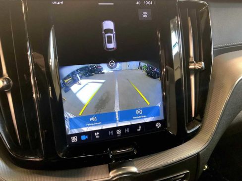 Used 2022 Volvo XC60 T8 R-Design w/ Advanced Package image 28