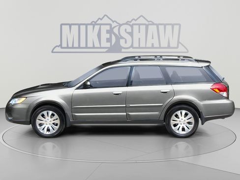 Used 2008 Subaru Outback 2.5i L.L. Bean AWD/4WD image 5