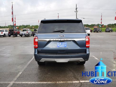Used 2020 Ford Expedition XLT w/ Equipment Group 202A RWD image 4
