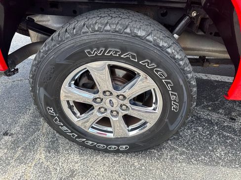 Used 2019 Ford F150 XLT w/ Equipment Group 302A Luxury AWD/4WD image 42