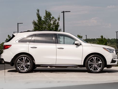Used 2020 Acura MDX w/ Technology Package AWD/4WD image 3