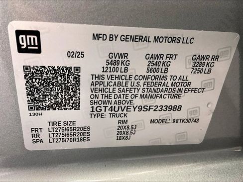 Used 2025 GMC Sierra 3500 AT4 w/ AT4 Premium Plus Package image 34