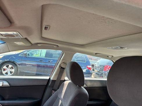 Used 2011 Kia Forte SX FWD image 23