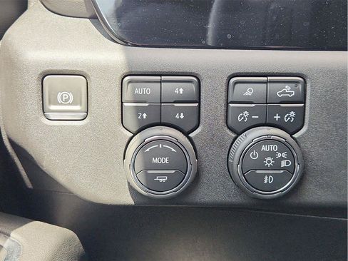 Used 2024 Chevrolet Silverado 1500 RST w/ All Star Edition Plus AWD/4WD image 18