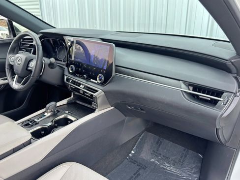 Used 2024 Lexus RX 350 Premium w/ Accessory Package (Z1) image 15