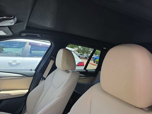 Used 2019 BMW X3 sDrive30i w/ M Sport Package 2 RWD image 8