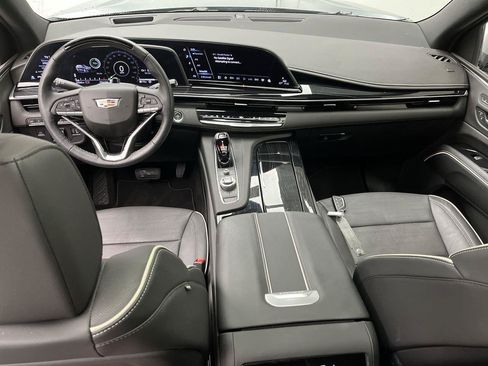 Certified 2023 Cadillac Escalade Sport AWD/4WD image 4
