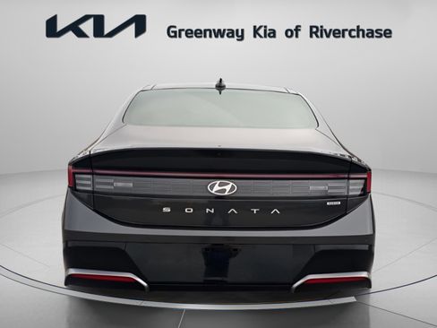 Used 2025 Hyundai Sonata Limited image 6