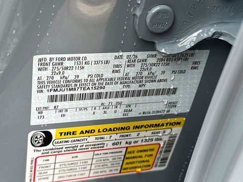 New 2026 Ford Expedition Platinum image 24