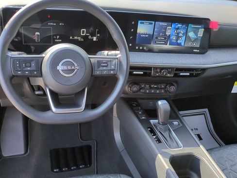 New 2026 Nissan Kicks SV w/ Cold Weather Package FWD image 15