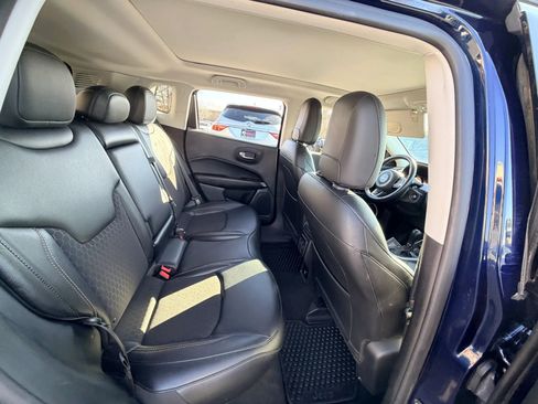 Used 2020 Jeep Compass Latitude image 29