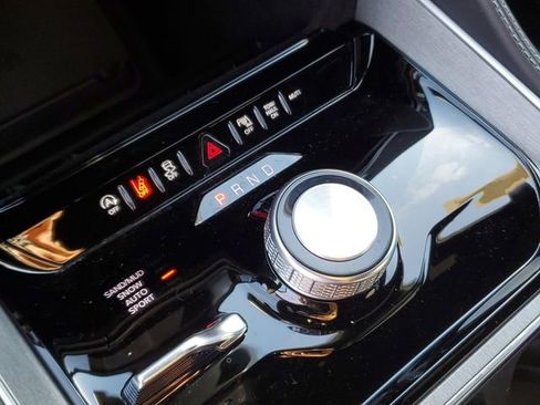 New 2025 Jeep Wagoneer Series II image 12