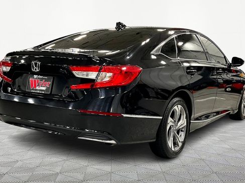 Used 2018 Honda Accord EX-L image 6