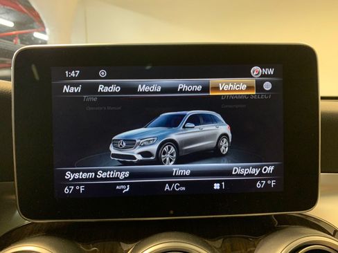 Used 2016 Mercedes-Benz GLC 300 4MATIC image 25